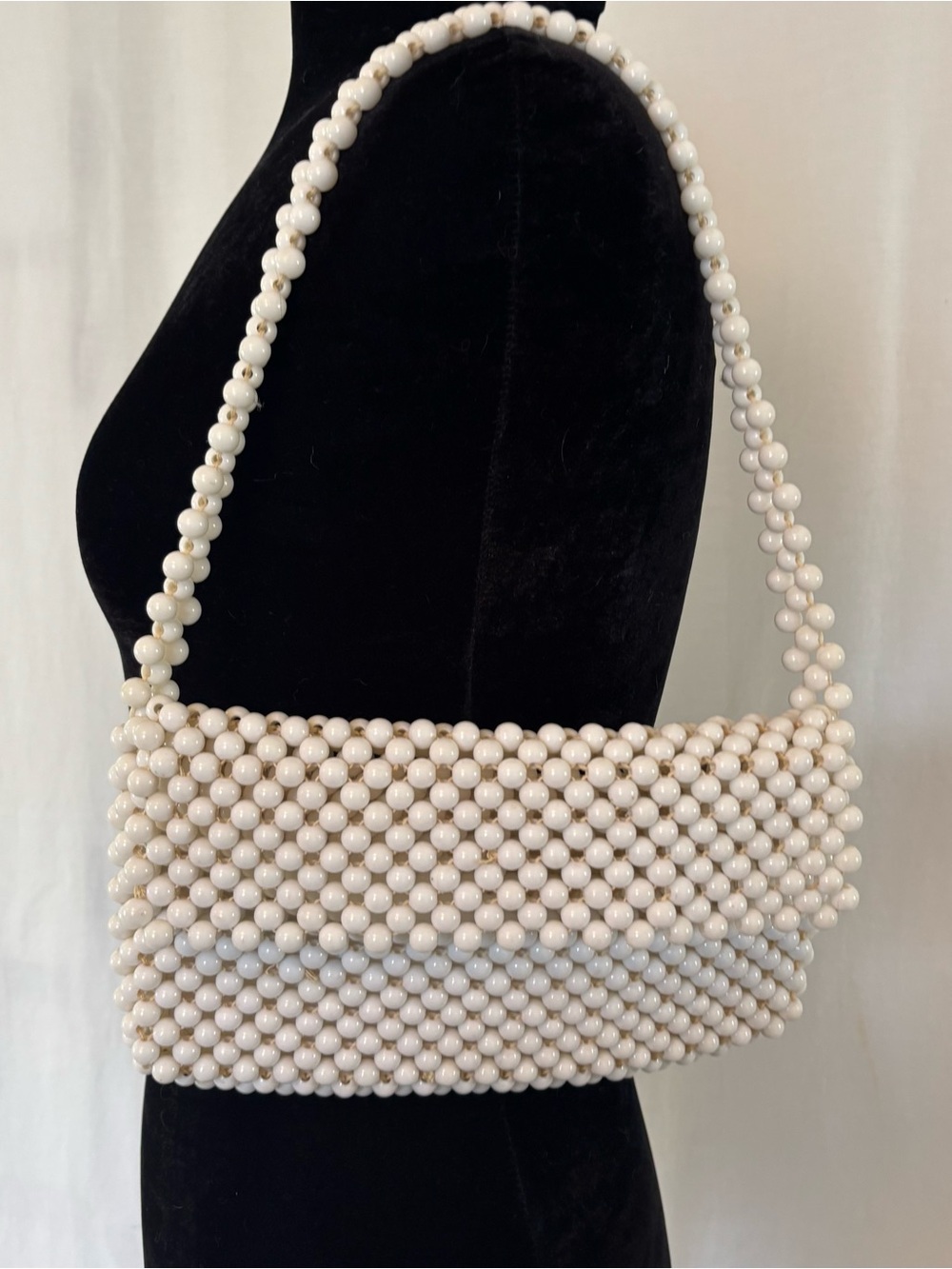 Vintage Beaded Shoulder Bag Ivory Pearl Y2K 90s Minimalist Chic Purse